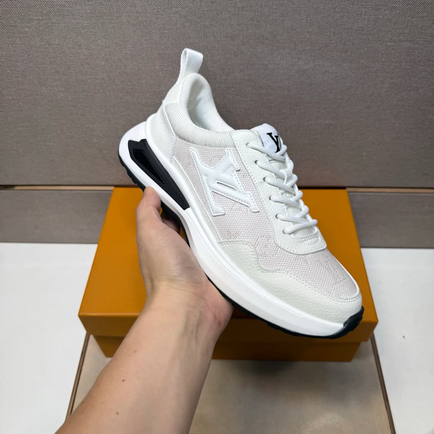 Men's men's shoes 💰pp462【LV～】men's casual shoes 2025z cabinet sales simultaneously 🔶Size: 38-44 #️⃣ 🔷3 colors🔜The upper is made of multi-material splicing➕Mesh lining, comfortable and breathable, sole: original comfortable and wear-resistant outsole, ⚠️real thing📱photographed🎬real thing is better📢📢📢